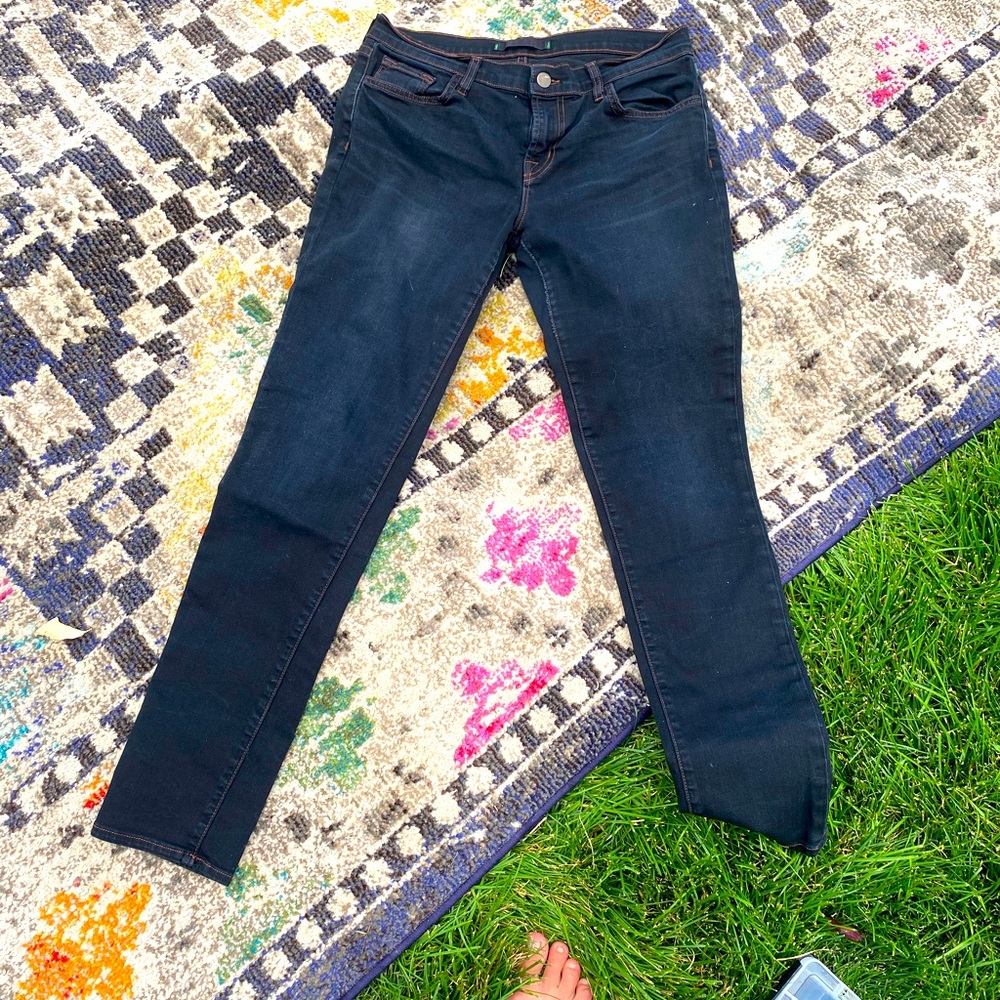 J Brand super skinny Jean dark wash size 26 barely used great condition